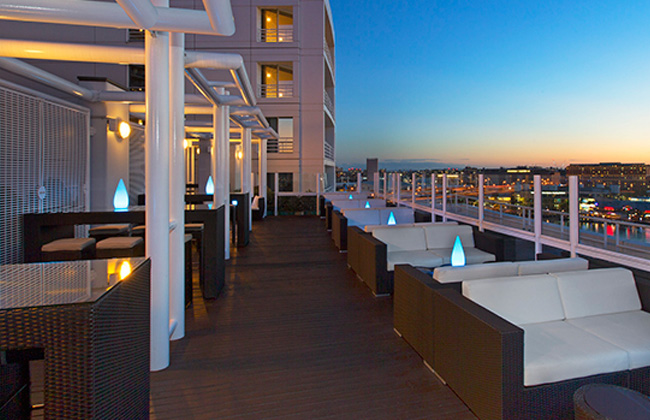10 Stylish Rooftop Bars