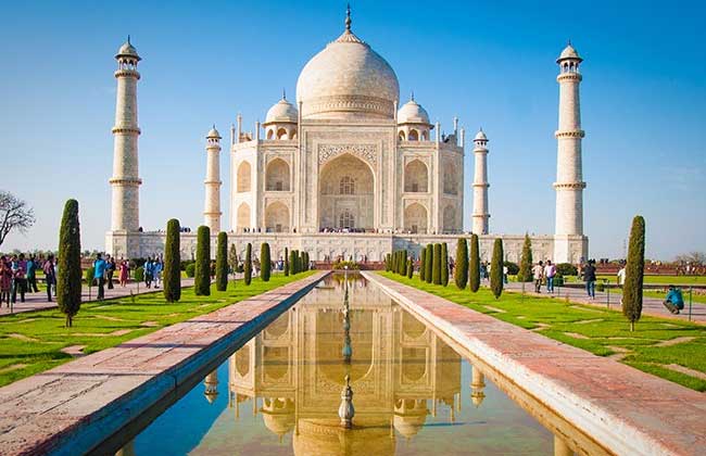 Visit the Seven Wonders of the World