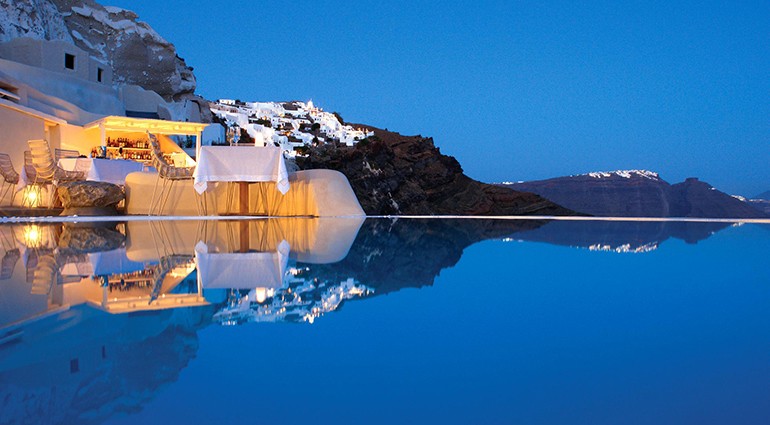 Best Hotel Pools: Mystique