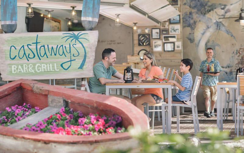 Castaways Bar & Grill