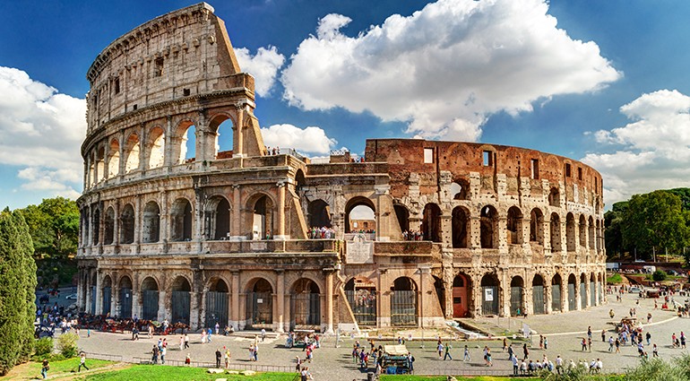 7-wonders-of-the-modern-world-colosseum-ss147643964-vi-770x425