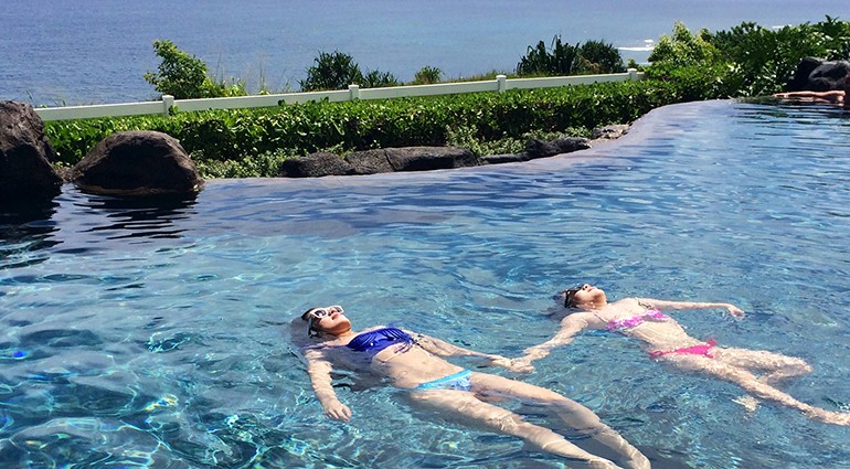 best-vacation-spots-warm-weather-vacations-kauai-vi-770x425