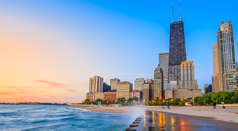 summer-vacation-spots-family-vacations-chicago-ss180787010-vi-770x425