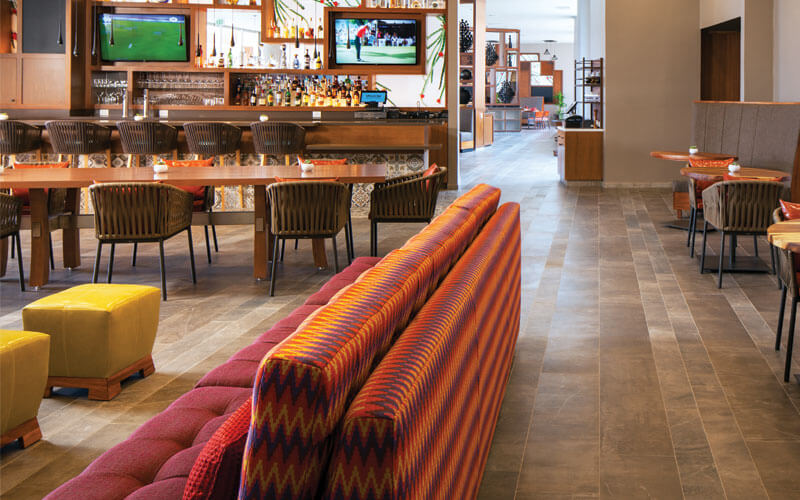 La Cantina Sports Bar
