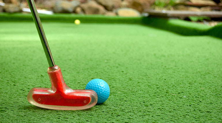 Mini golf